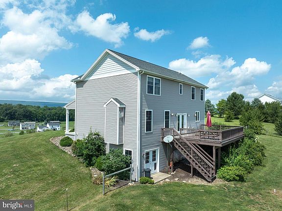 4th image of 164 Pepper Ridge Dr