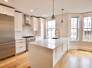447 W 4th St #1, Boston, MA 02127