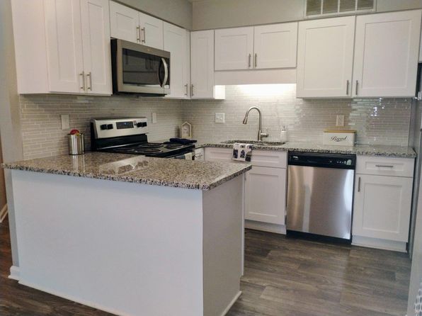 200 Heywood Ave APT 1902