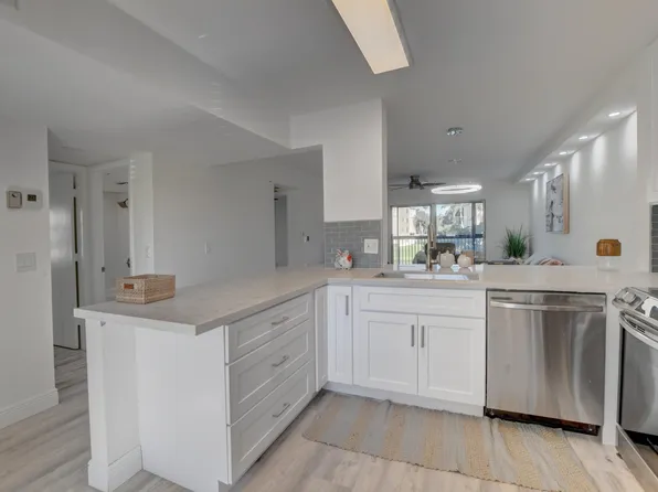 14360 Strathmore Lane #201, Delray Beach, FL 33446