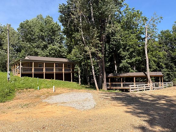 5th image of 950 Bates Rd
