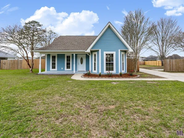 32841 Kirbywood Dr, Walker, LA 70785