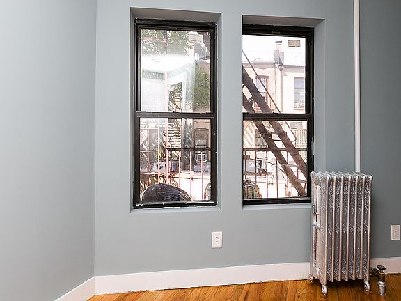 5th image of 370 E 23rd St #2M