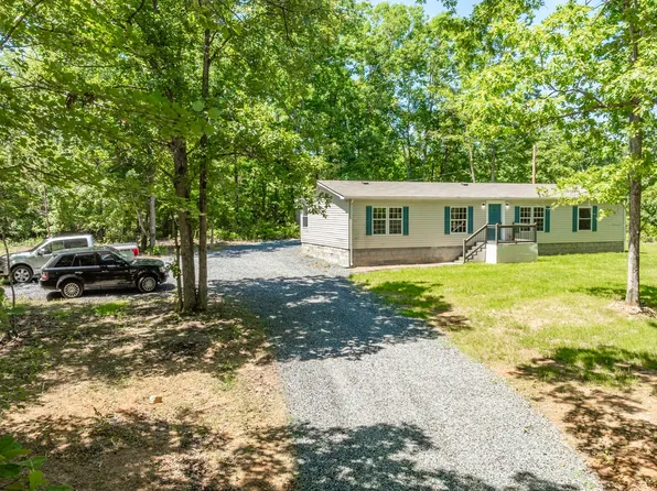 2002 Brushy Rd, Centerville, TN 37033