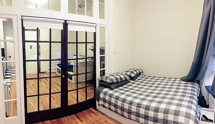 Rented by Francine Realty | media 7