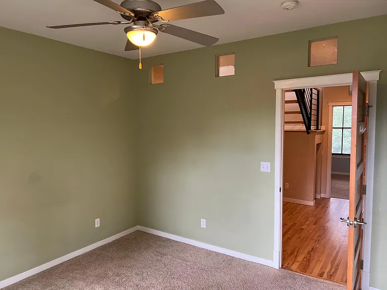 325 Cherry St #208 — Photo 18