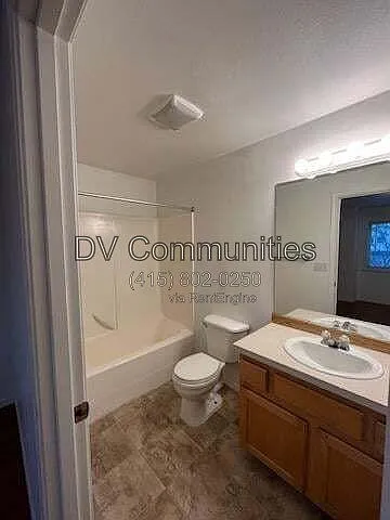 2521 NW Cedar Ave #2 — Photo 8