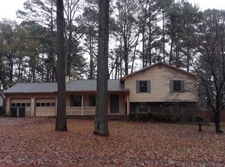 497 Summerville Dr, Lawrenceville, GA 30046