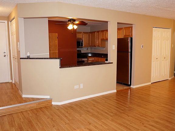 3rd image of 5329 Waterbury Way APT 601A