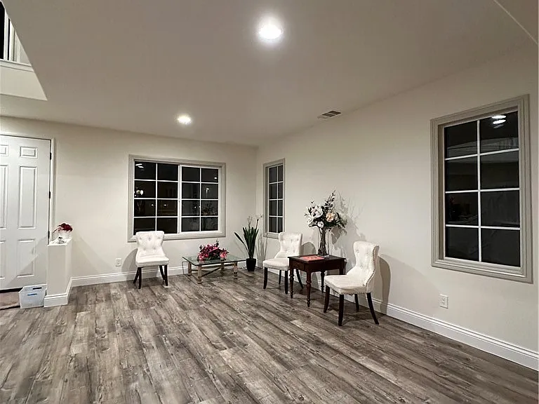 7297 Cobble Creek Dr — Photo 14