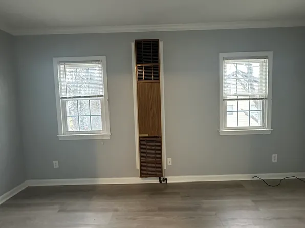 239 High St #8, Fall River, MA 02720