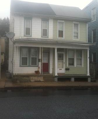 Left Side Is The House!