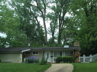 1622 Liggett Dr, Saint Louis, MO