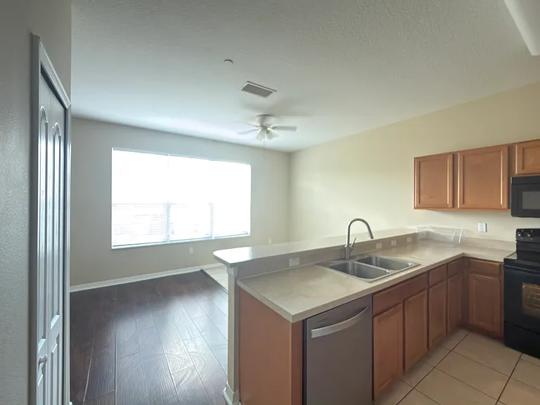 2536 Lexington Oak Dr — Photo 11