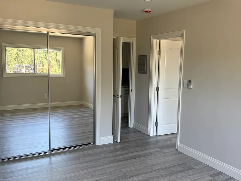 5544 McCulloch Ave #G — Photo 9