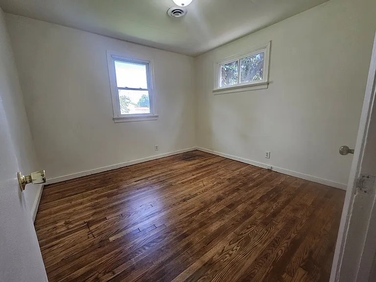 3402 Montclair Rd — Photo 7