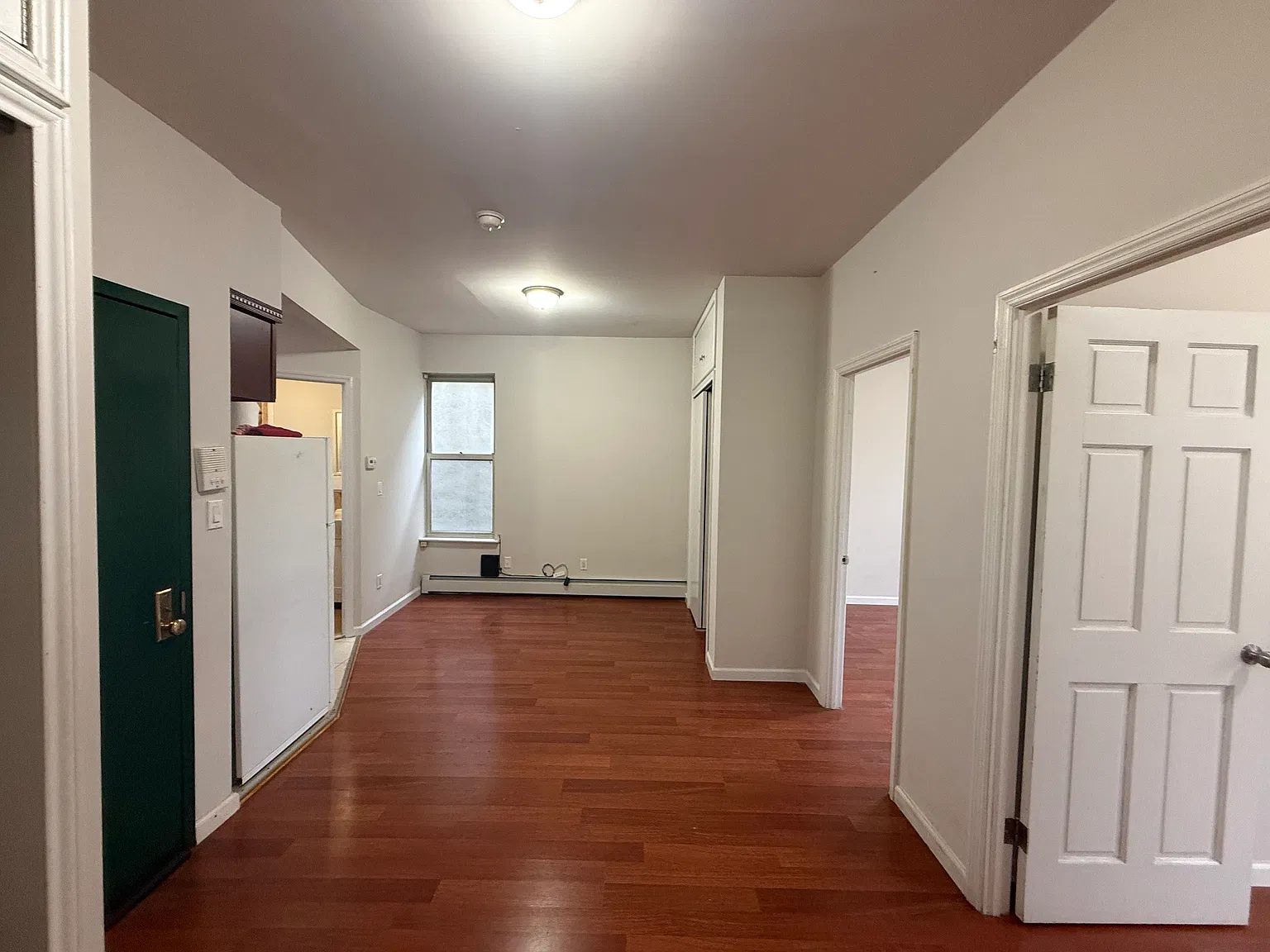2 bed, 500 sqft, $1,700 — Photo 2