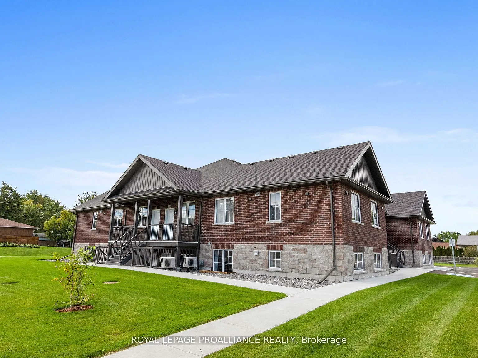 2 bed, $2,100 — Photo 2