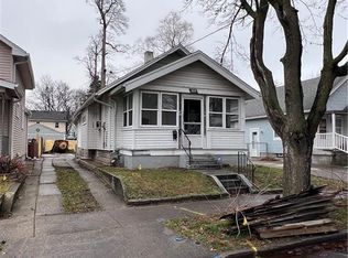 2032 Loxley Rd, Toledo, OH 43613