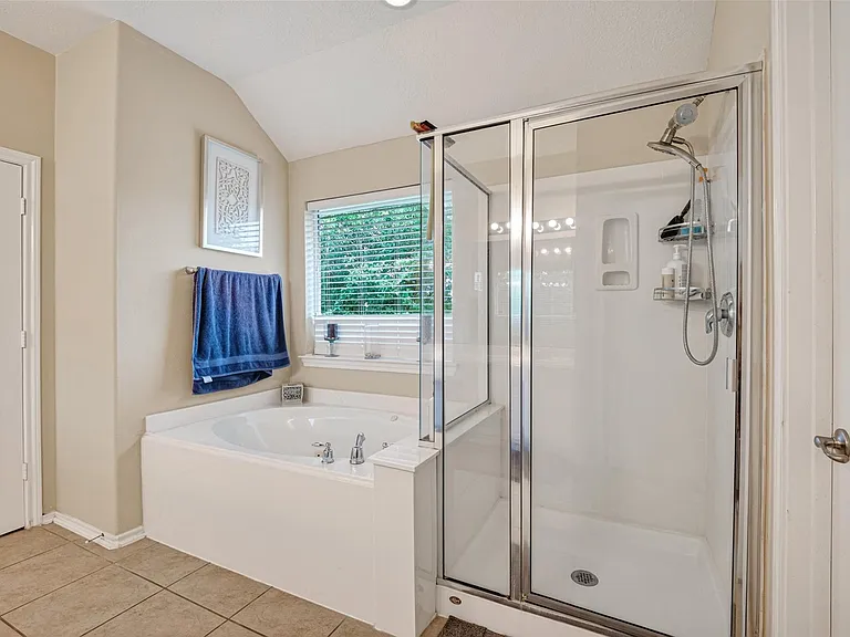12042 Clear Brook Oak St — Photo 36