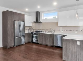 1512 NW 62nd St UNIT B, Seattle, WA 98107