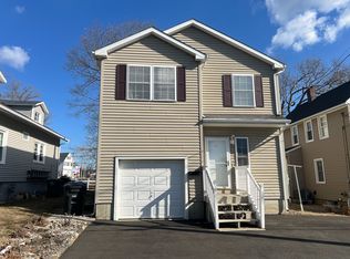 61 Laurel Ave, Milford, CT 06460