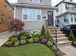 10717 157th St, Jamaica, NY 11433