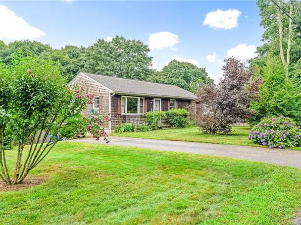 345 Willard Ave, South Kingstown, RI 02879