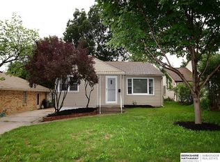 2755 Wyoming St, Omaha, NE 68112