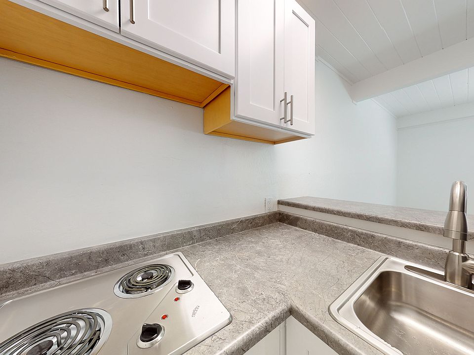 1st image of 390 Woodland Ave #396