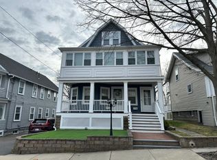 49 Bates Ave #49, Winthrop, MA 02152