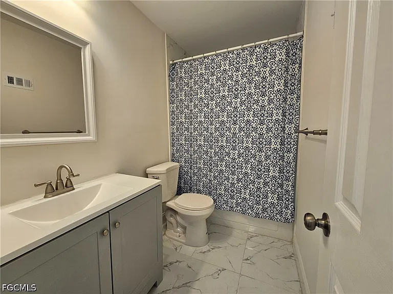 864 Courtington Ln #12 — Photo 17