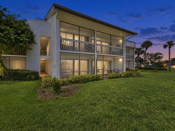 3200 Twin Lakes Terrace #105, Fort Pierce, FL 34951