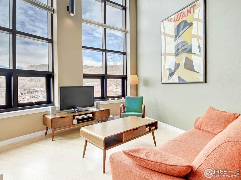 1st image of 4520 Broadway St #206