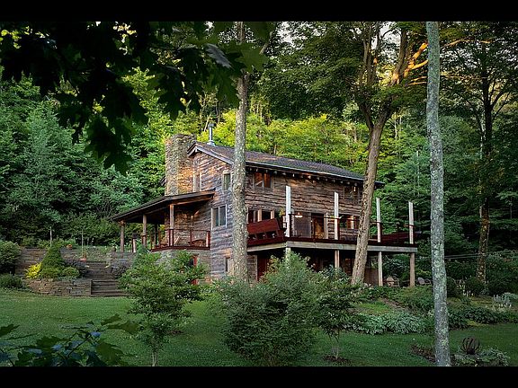 Craftsmen Style home.