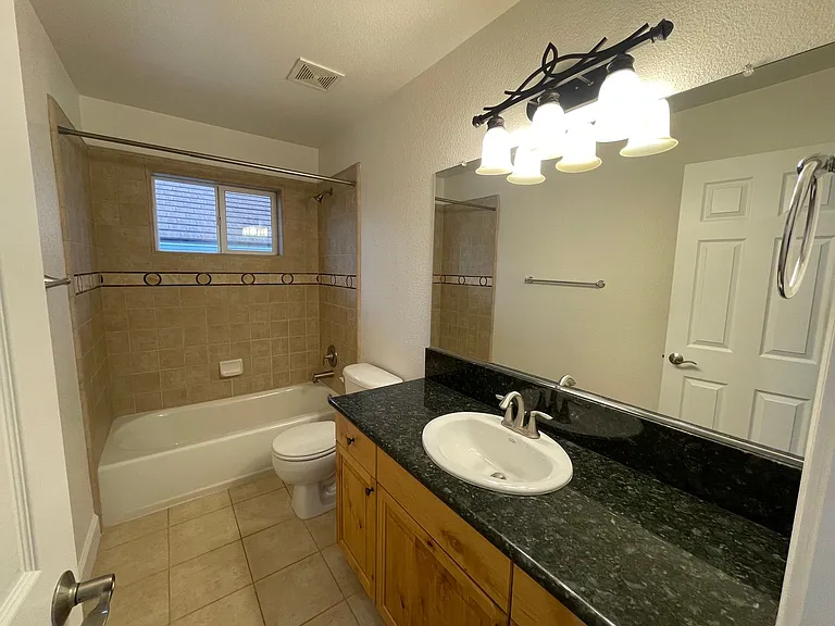 3720 Coastal St — Photo 10