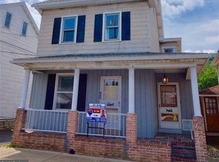 450 S 2nd St, Lykens, PA 17048
