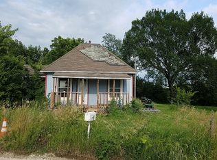 25725 Ridgeview Rd, Paola, KS 66071