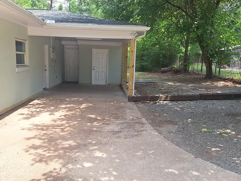 3718 Danube Ln — Photo 4