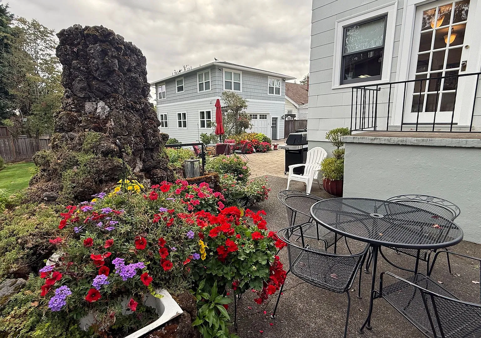 Spacious Sellwood Home | 4 Beds, 4.5 Baths | 3,624 Sq. Ft. | VIDEO — Photo 4