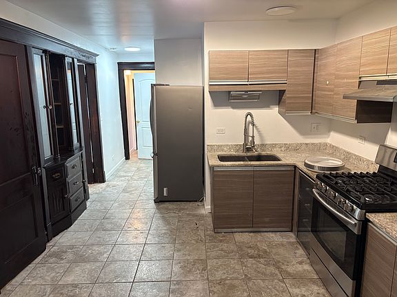 2nd image of 4234 W 21st Pl #G