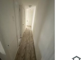 319 N 10th St #1, Darby, PA 19023