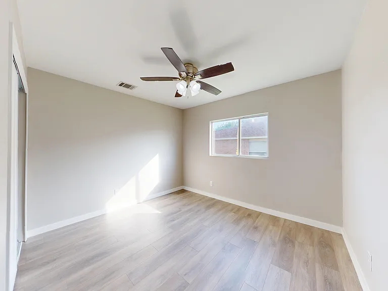 145 S Willow Way — Photo 25