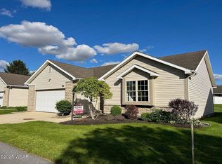102 Magnolia Ln, Bluffton, OH 45817