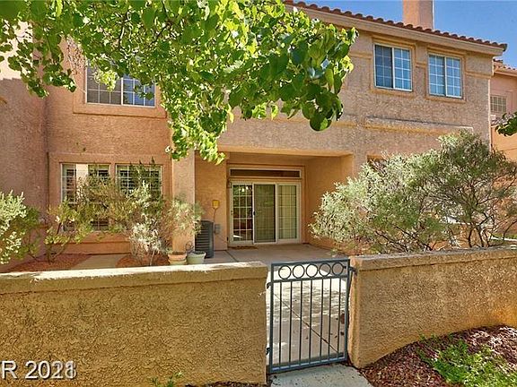 4th image of 5201 S Torrey Pines Dr Unit 1205