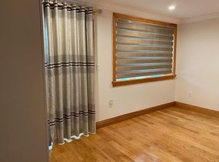 4314 212th St FLOOR 2, Bayside, NY 11361