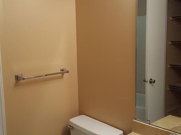 4th image of 7007 Amberly Way Dr #House