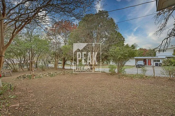 4437 Donnelly Ave — Photo 23