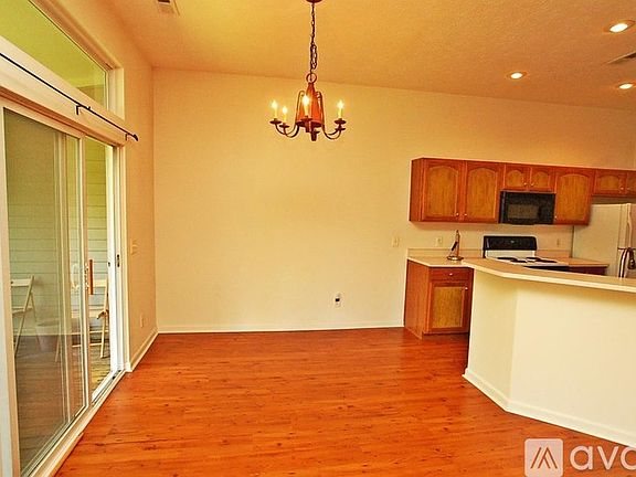 3rd image of 4333 Marival Way #1