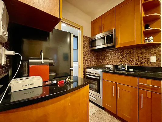 Rented by J Misrahi Realty Corp | media 13